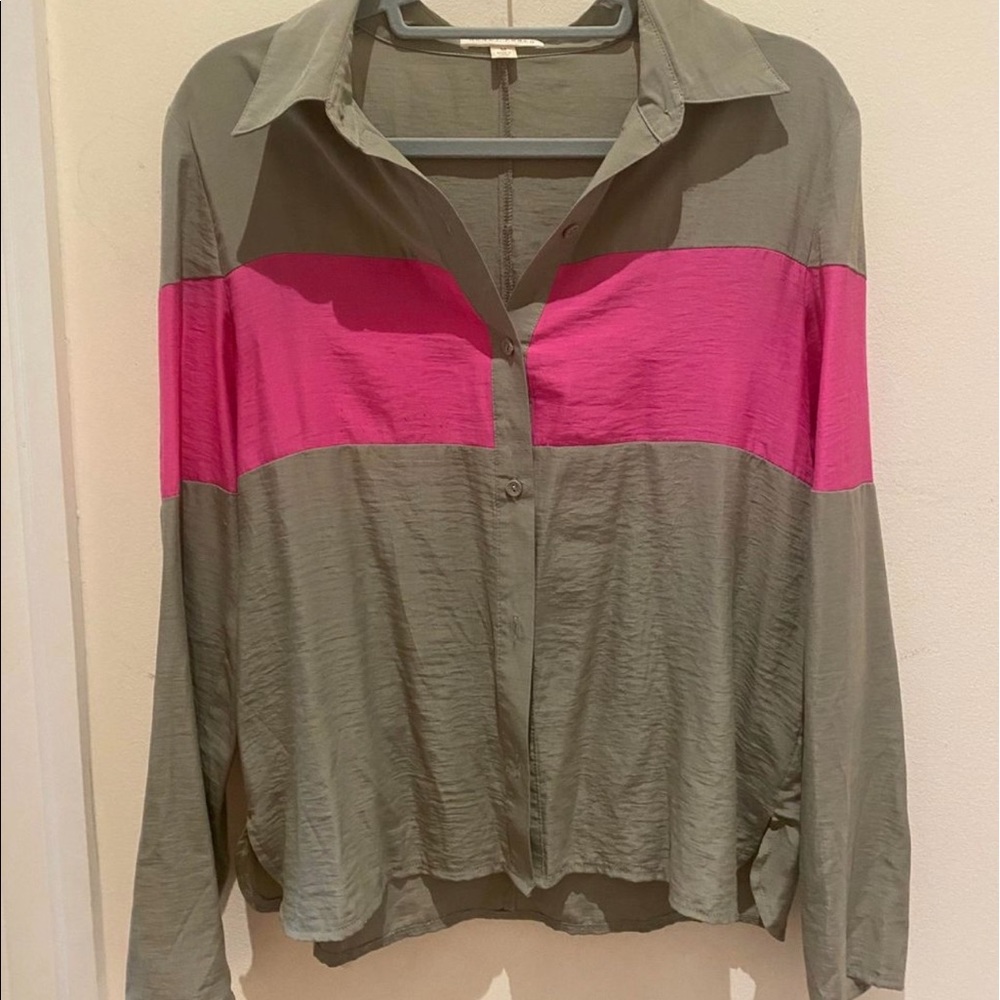 Honey Punch Shirt Size M